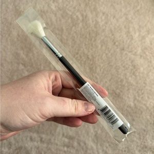 Morphe M510 round blender brush
